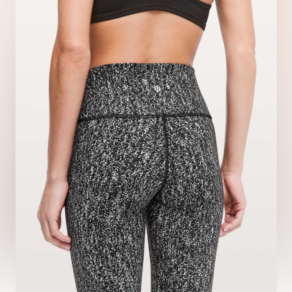 Lululemon Wunder Under High Rise 7/8 Pant Jacquard Black White Speckle Size 6